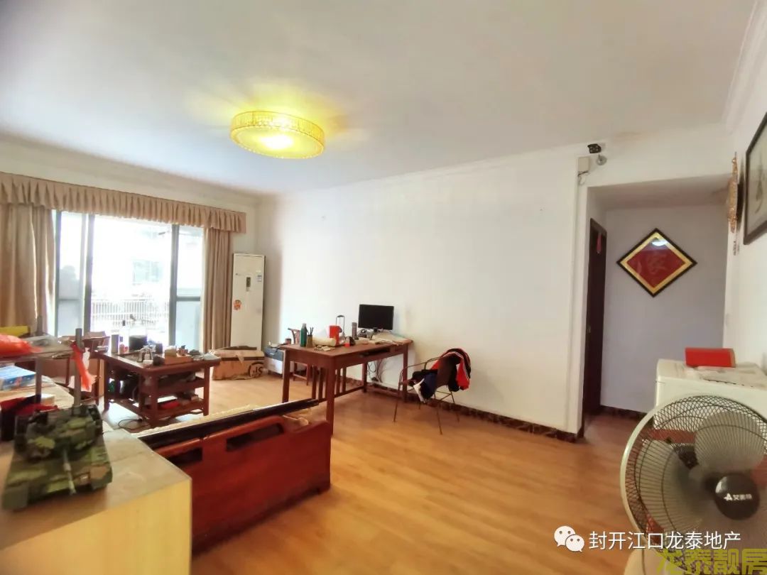 香槟一号 送130方大平台 空中大花园