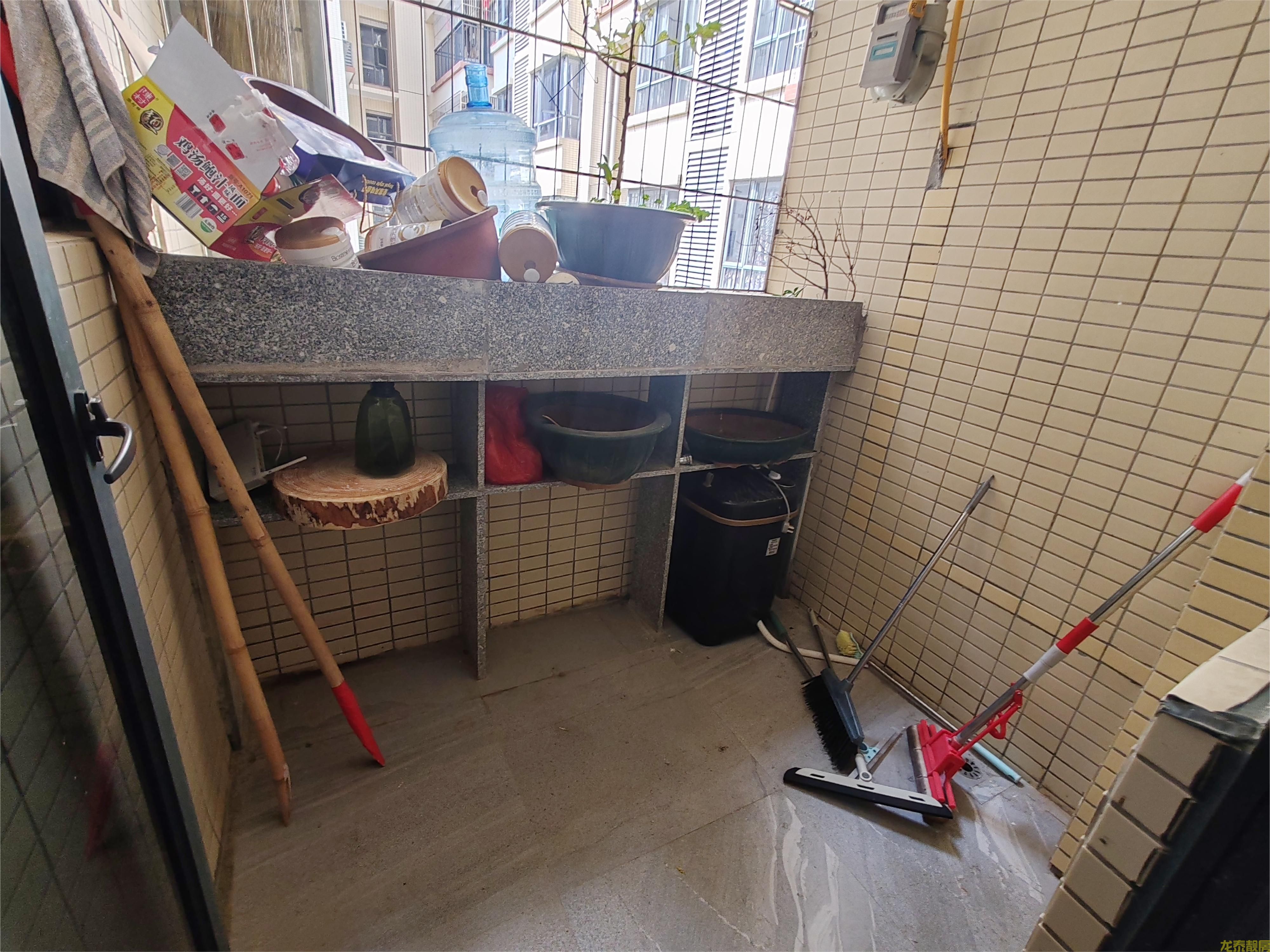 星河国际电梯高层