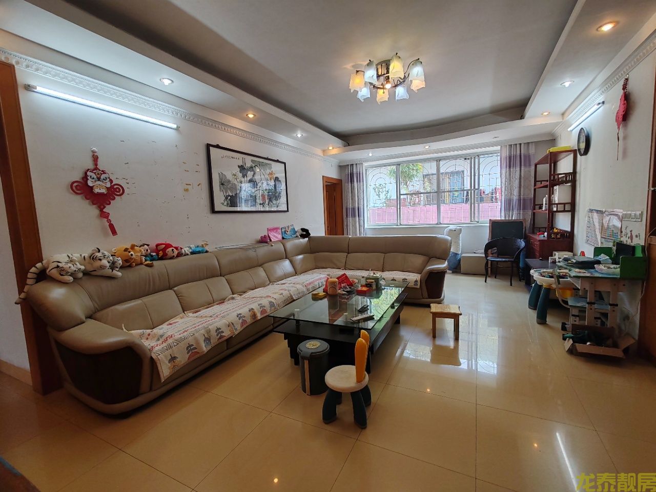 老城区稀缺大四房！138㎡精装步梯6楼，实用为王